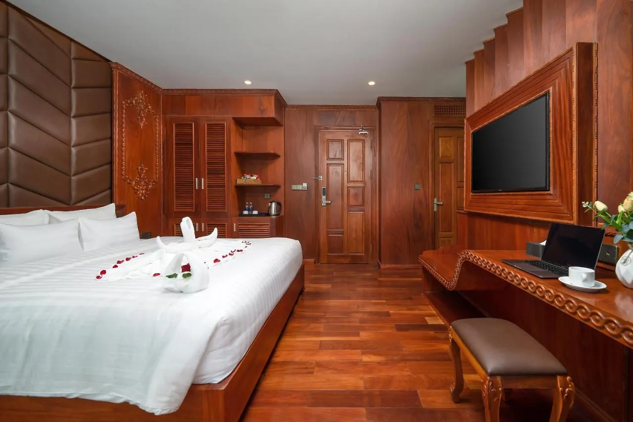 Monalisa Luxury Hotel Da Nang
