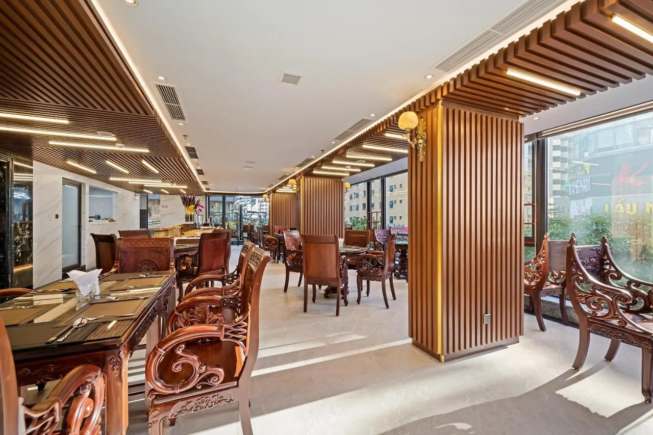 Monalisa Luxury Hotel Da Nang