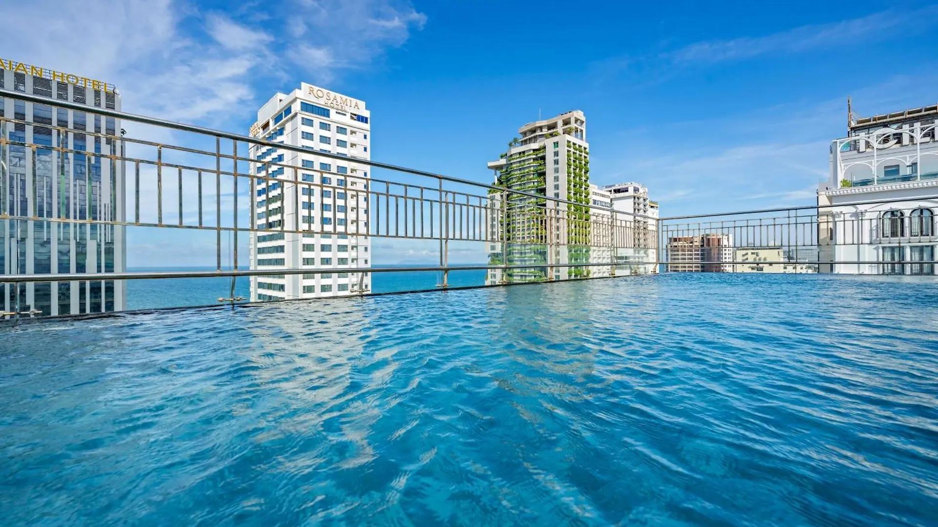 Monalisa Luxury Hotel Da Nang