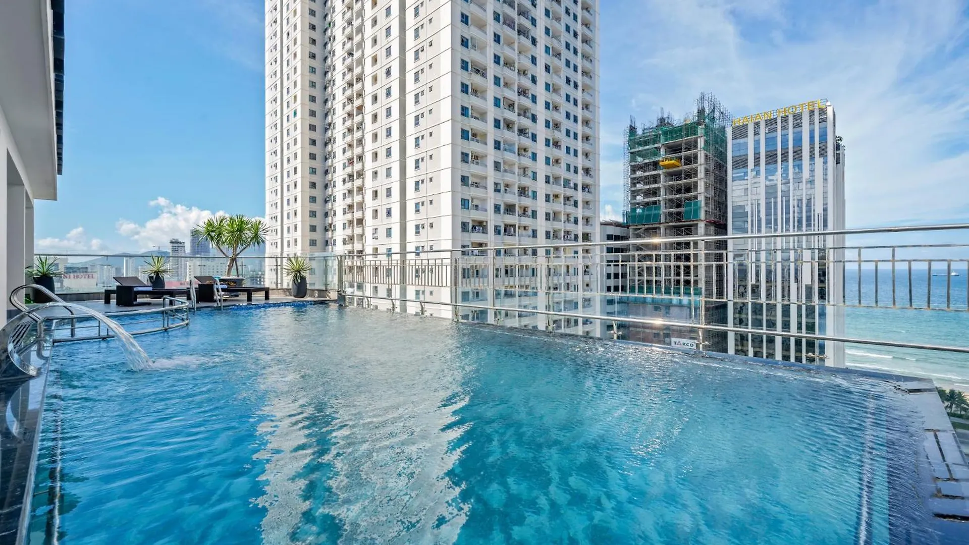 ****  Monalisa Luxury Hotel Da Nang Vietnam